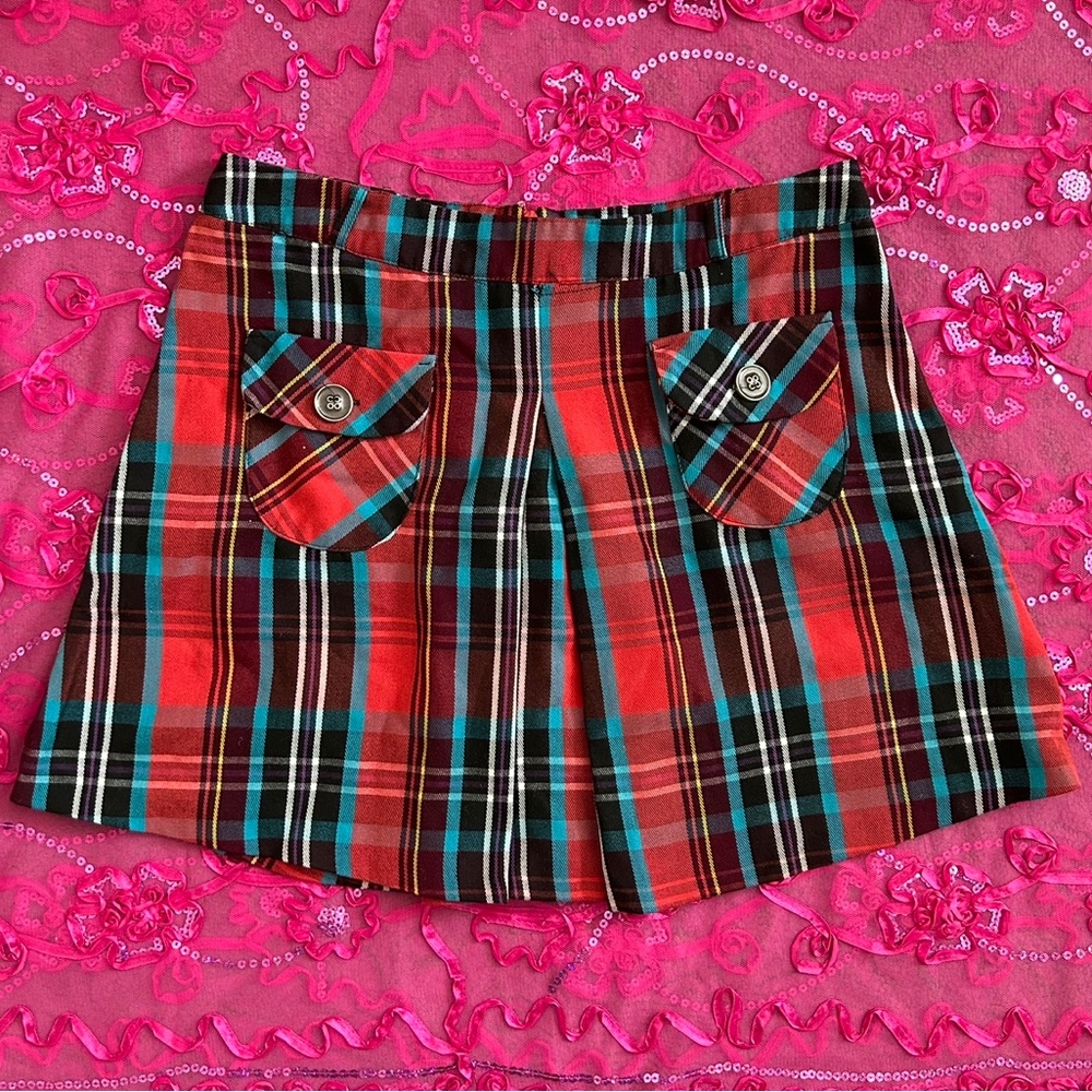 red plaid atmosphere skirt